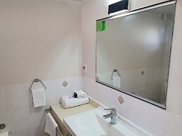 Ascot Epsom Motel
