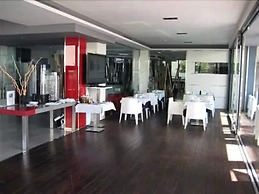 Nautic Hotel & Spa
