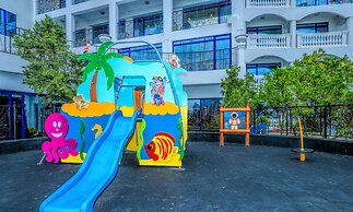 Chaika Beach Resort