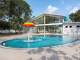 Villa Park Sun Island Resort