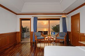 Villa Park Sun Island Resort