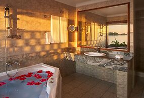 Villa Park Sun Island Resort