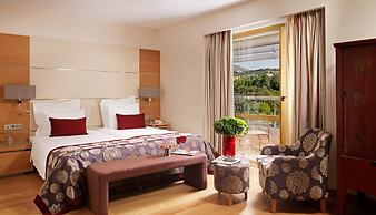 Divani Escape- Adults only