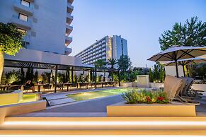 Divani Escape- Adults only