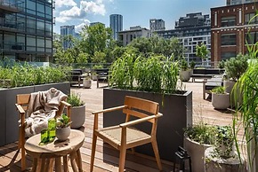 1 Hotel Toronto