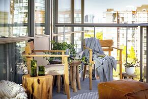 1 Hotel Toronto