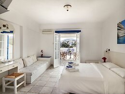 Aloni Hotel