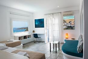 Aloni Hotel