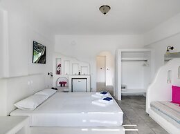 Aloni Hotel