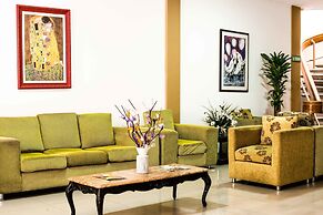Hotel Prado 72