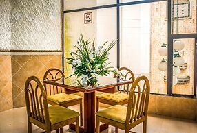 Hotel Prado 72