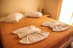 Pearl SeaBreeze Suites