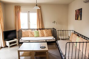 Pearl SeaBreeze Suites