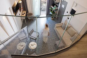 Pearl SeaBreeze Suites