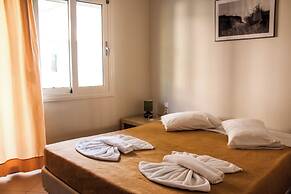 Pearl SeaBreeze Suites