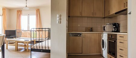 Pearl SeaBreeze Suites
