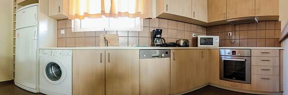 Pearl SeaBreeze Suites