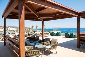 Kresten Royal Euphoria Resort