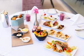 Kresten Royal Euphoria Resort