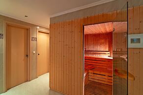Kresten Royal Euphoria Resort