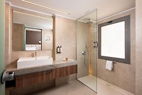 Kresten Royal Euphoria Resort