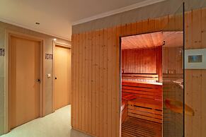 Kresten Royal Euphoria Resort