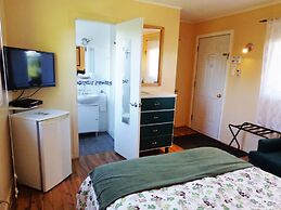Motel Des Deux Lacs Inc