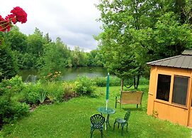 Motel Des Deux Lacs Inc