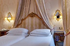 Hotel Canal Grande