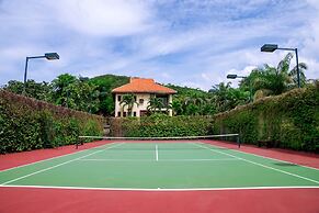 Romana Resort & Spa
