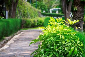 Romana Resort & Spa