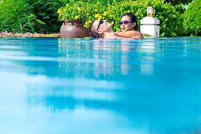 Romana Resort & Spa