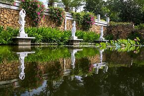 Romana Resort & Spa