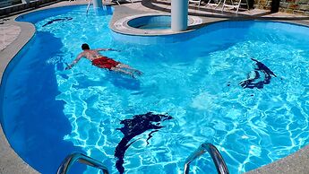 Asia Paradise Hotel