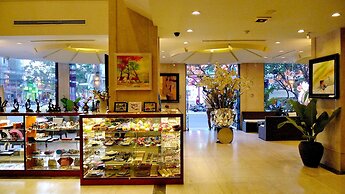 Asia Paradise Hotel