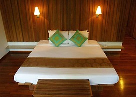 Belum Rainforest Resort