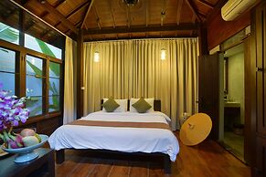 The Quarter Hotel
