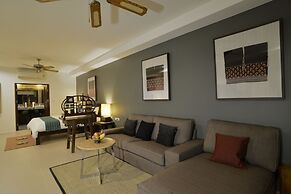 The Quarter Hotel