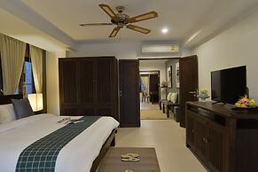 The Quarter Hotel