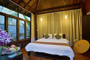 The Quarter Hotel