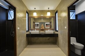 The Quarter Hotel