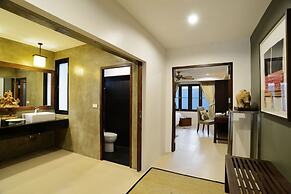 The Quarter Hotel