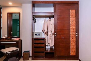Tara Mantra Cha Am Resort