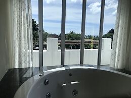 Ao Nang Colors Hotel - Aonang Beach