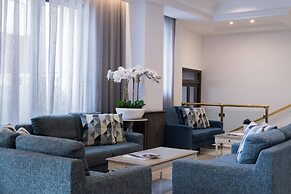Plaza Regency Hotels