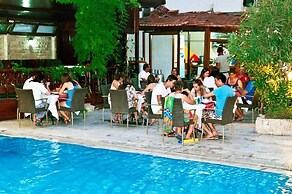 Koray Hotel