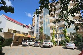 Hotel Grand Uyut