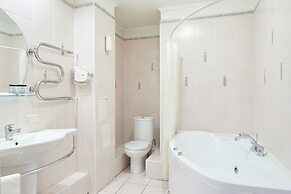 Almaz Hotel