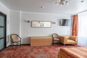Almaz Hotel
