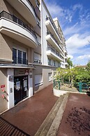 Séjours & Affaires Paris Nanterre